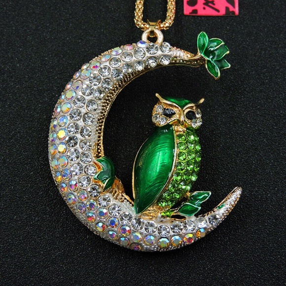 Betsey Johnson "Back To Cool" Owl Pendant Necklace And Earring Set NWT